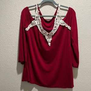 Cold shoulder Top - Size M